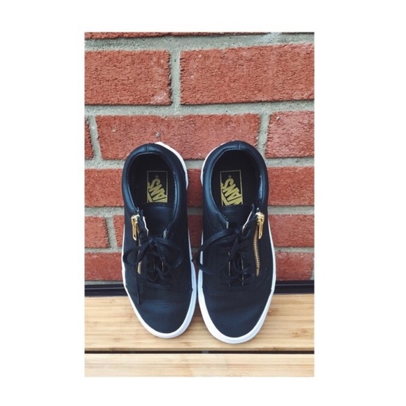 Black Vans Zipper Sneaker - Picture 4 of 4